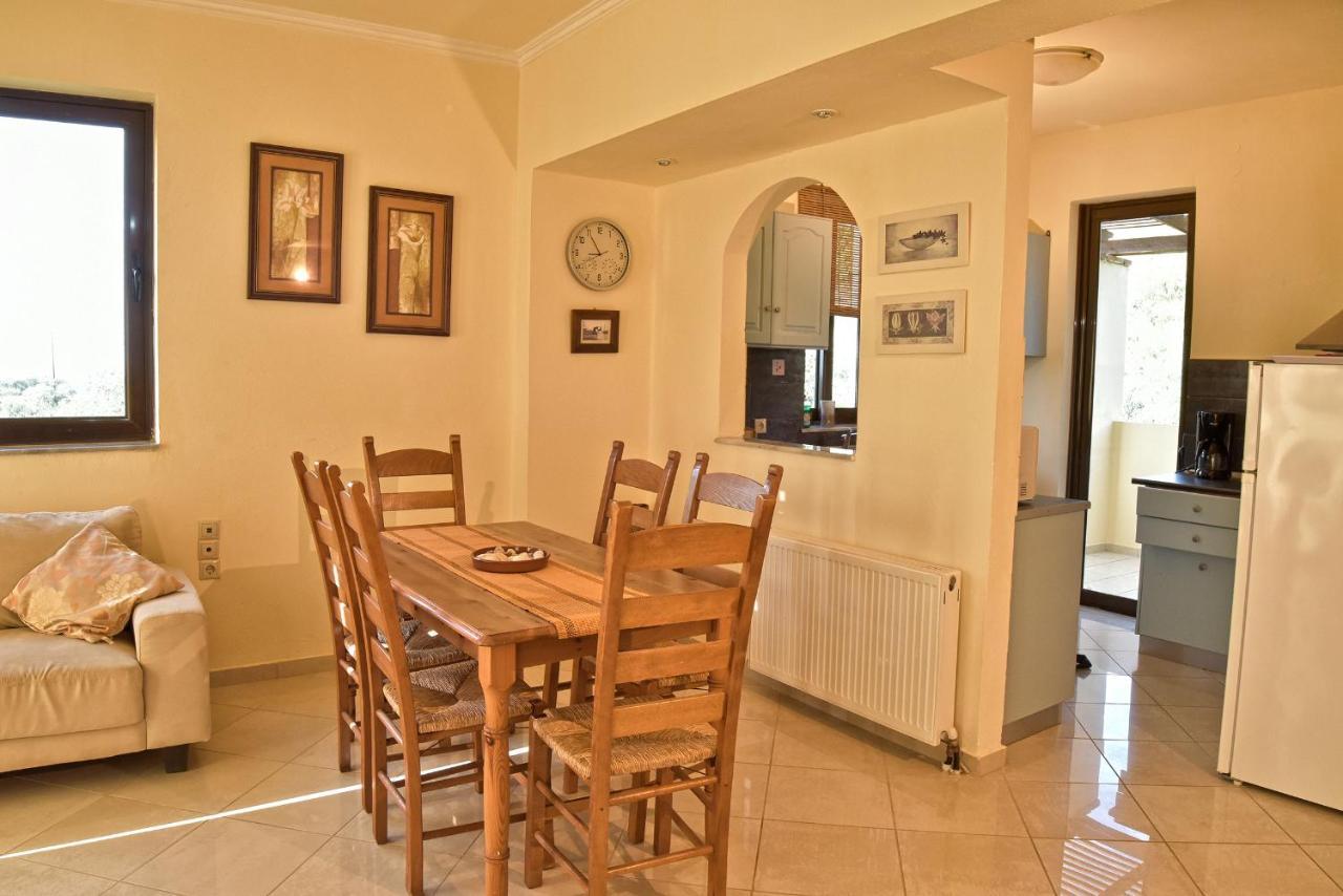 Olive Farm Villa Agia Marina Eksteriør billede