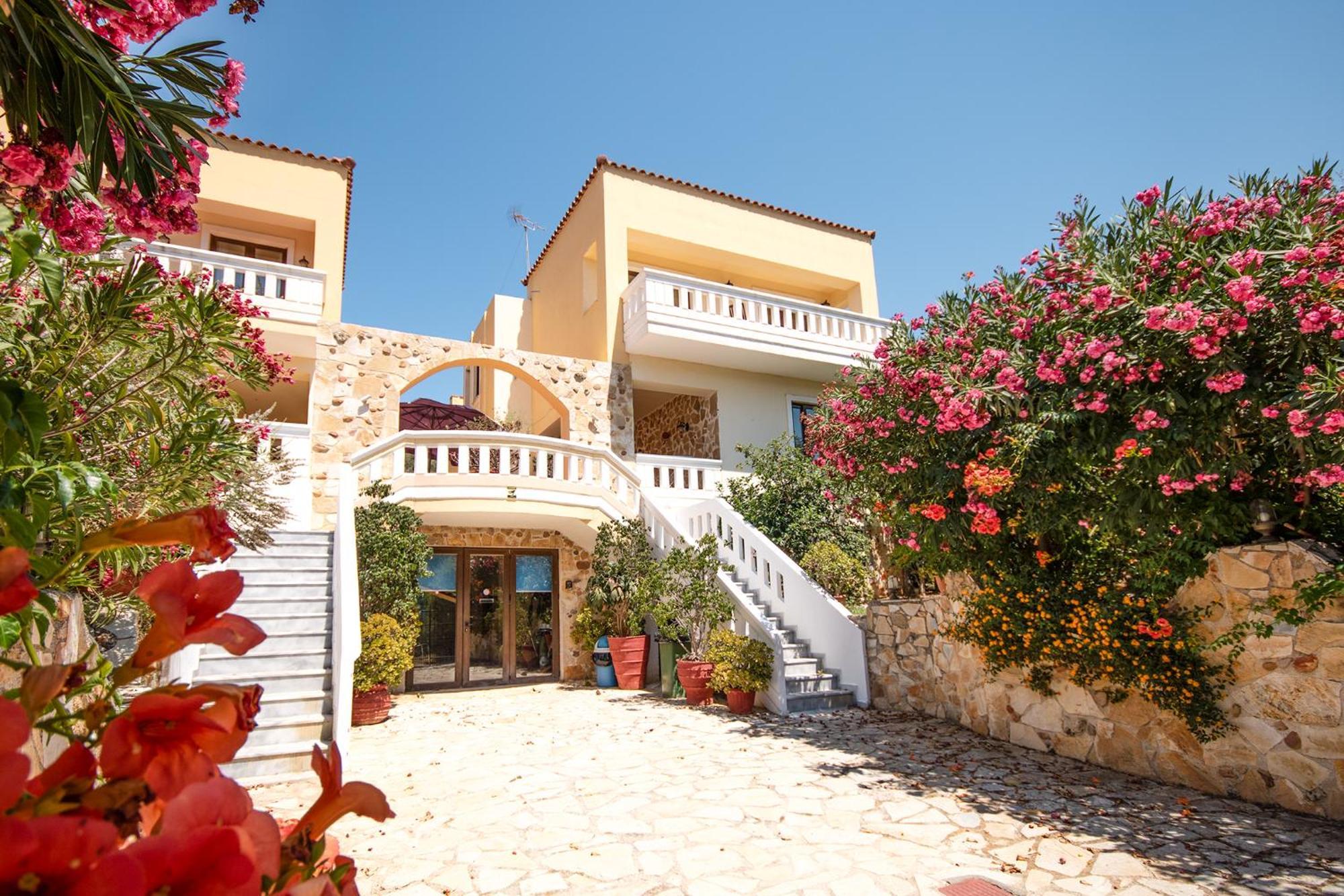 Olive Farm Villa Agia Marina Eksteriør billede